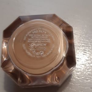 Fenty Beauty Makeup - Fenty Beauty Pro Filt'r CASHEW Setting Powder Fenty Beauty Makeup - Fenty Beauty Pro Filt'r CASHEW Setting Powder